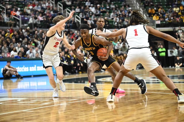 Orchard Lake St Mary's vs North Farmington MHSAA Division 1 title -- Scott Hasse5